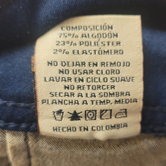 Skinny Push Up Jean - Picture 3 of 9